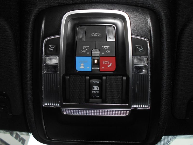2025 RAM 1500 Big Horn Crew Cab 4x4 5
