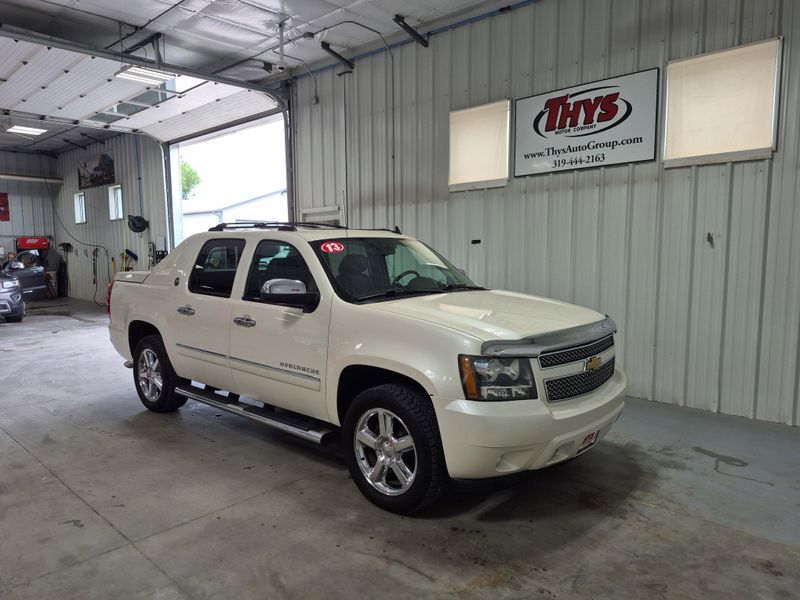 Used 2013 Chevrolet Avalanche LTZImage 3