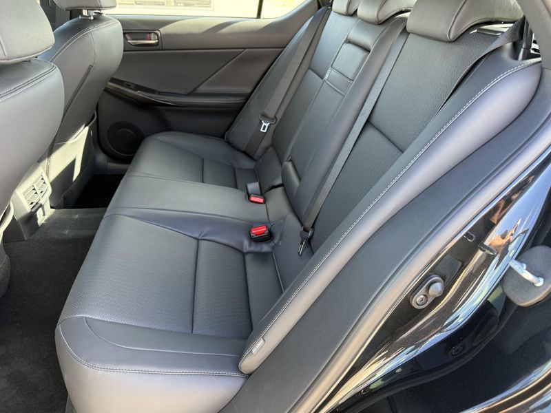 New 2026 Lexus IS 350 F SPORT DesignImage 19