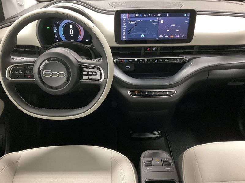 New 2026 Fiat 500e IconaImage 10