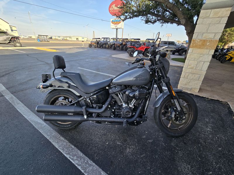 USED 2022 HARLEY SOFTAIL LOW RIDER S Image 2