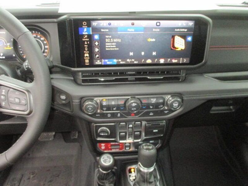 New 2026 Jeep Wrangler 4-door RubiconImage 18