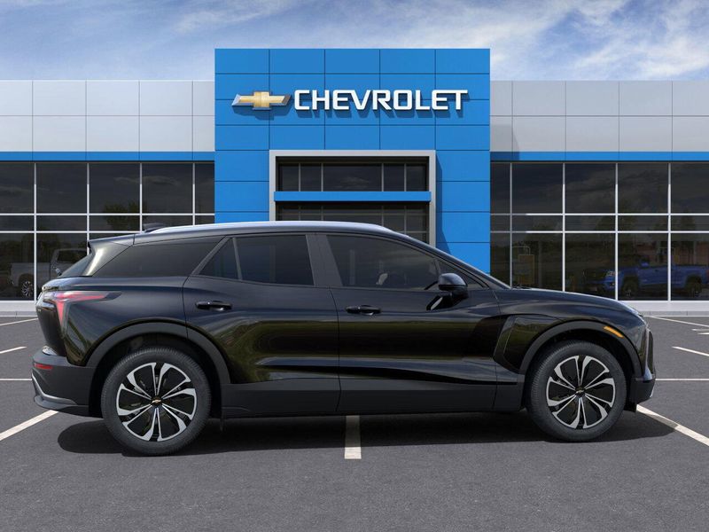 New 2025 Chevrolet Blazer EV AWD LTImage 5