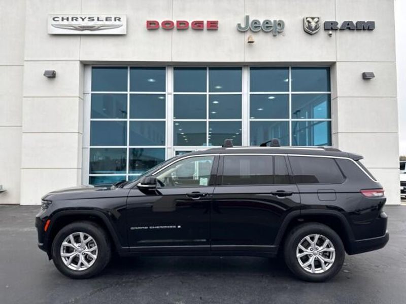 2022 Jeep Grand Cherokee Limited photo 4