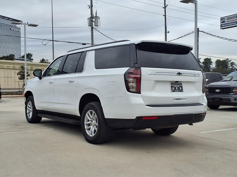 Used 2023 Chevrolet Suburban Commercial FleetImage 2