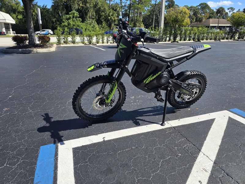 2025 Rawrr Mantis Mini R