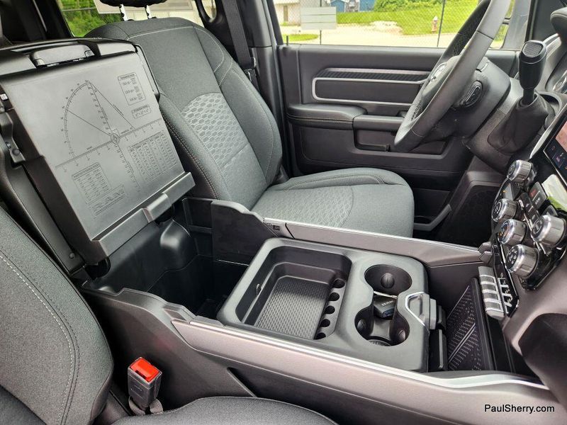 New 2025 RAM 2500 Big Horn Crew Cab 4x4 6'4' Box