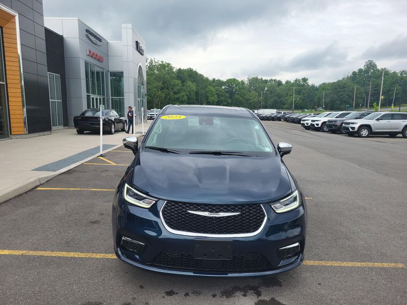 Used 2023 Chrysler Pacifica Hybrid LimitedImage 25