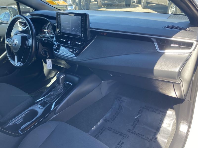 Used 2022 Toyota Corolla SE NightshadeImage 9