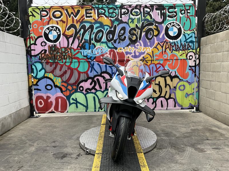 New 2026 BMW M 1000 RR Image 2