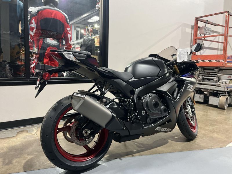 Used 2026 Suzuki GSX-R750 CA Image 12