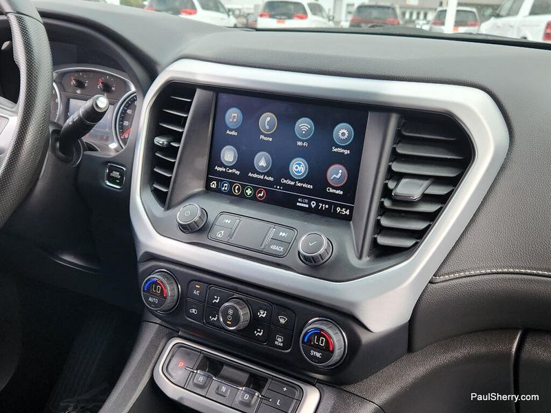 Used 2023 GMC Acadia SLE
