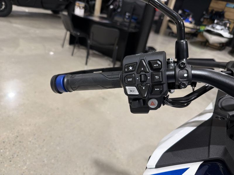 New 2026 Honda AFRICA TWIN DCT Image 22