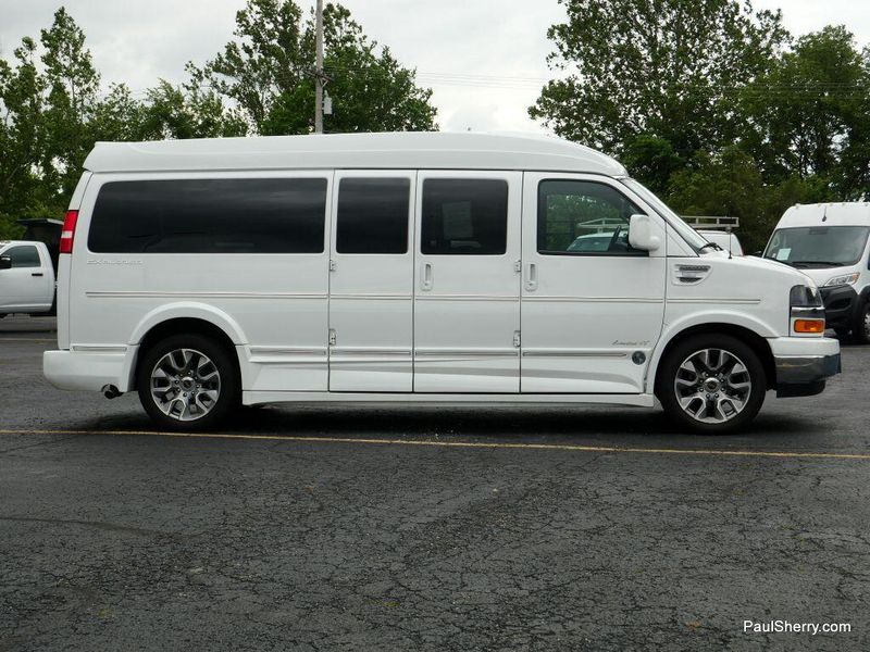 2022 Chevrolet Express Cargo Image 13
