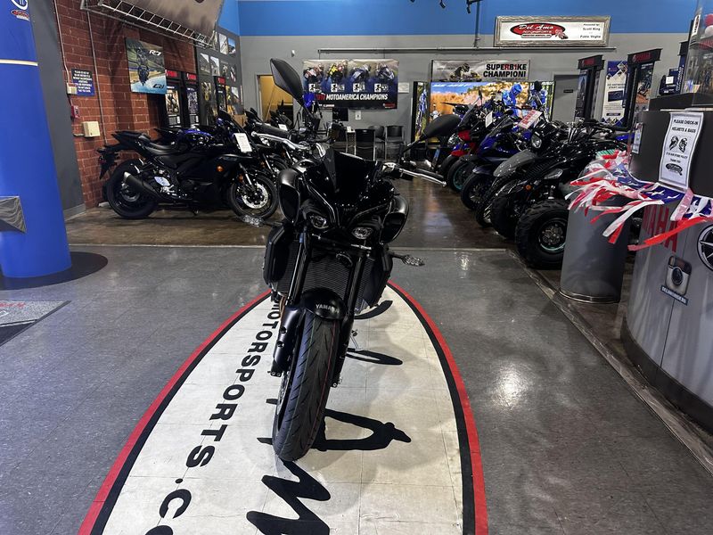 2023 Yamaha MT-10 Image 3