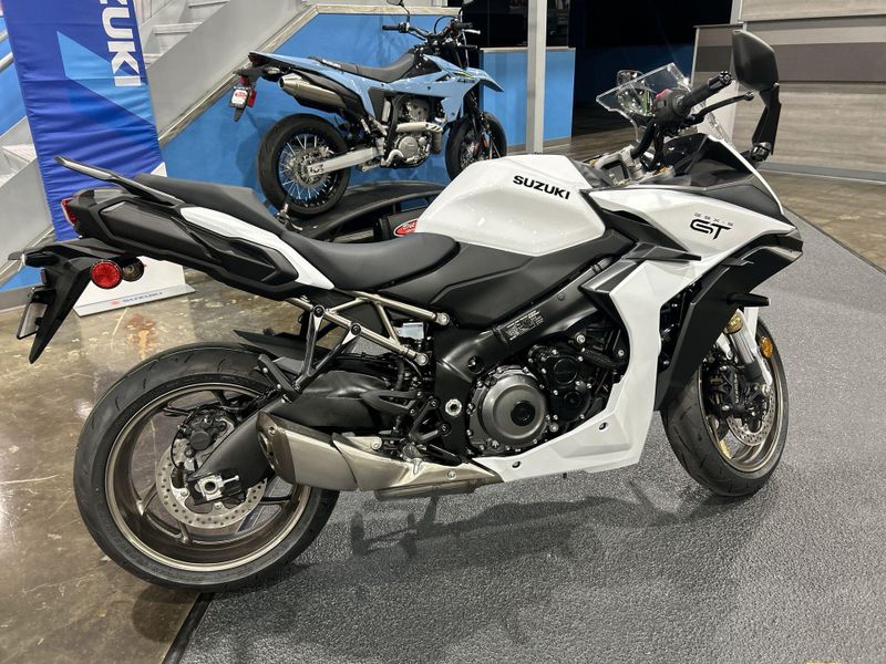 New 2026 Suzuki GSX-S1000GT+ Image 4