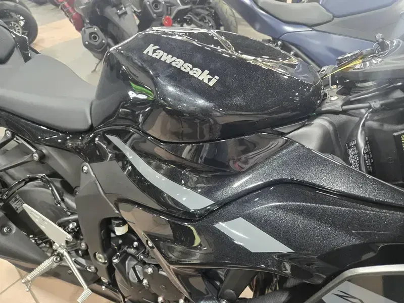 NEW 2026 KAWASAKI NINJA ZX-6R ABS Image 9