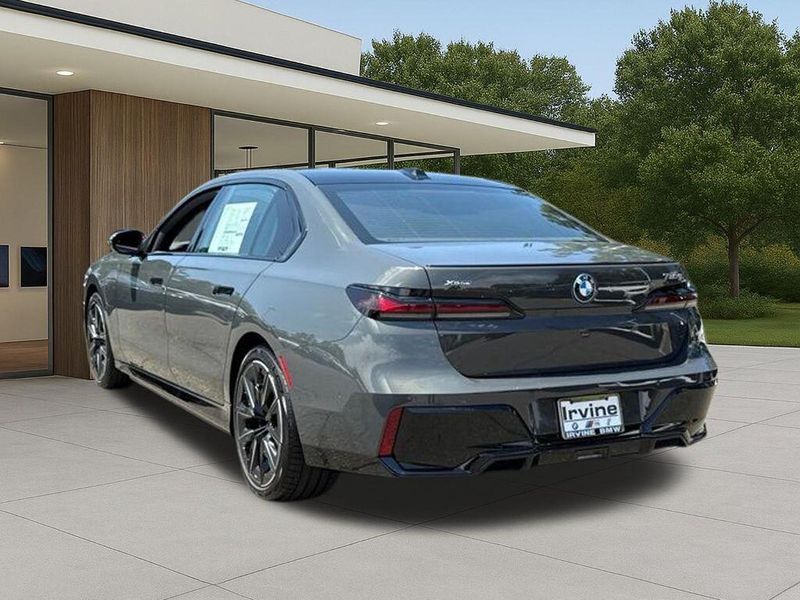 New 2026 BMW 7 Series 750e xDriveImage 12