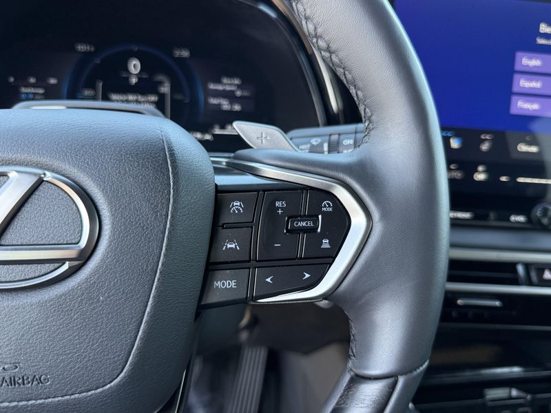 Used 2025 Lexus RX 350h PremiumImage 25
