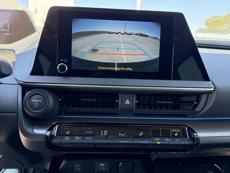 Used 2023 Toyota Prius XLEImage 32