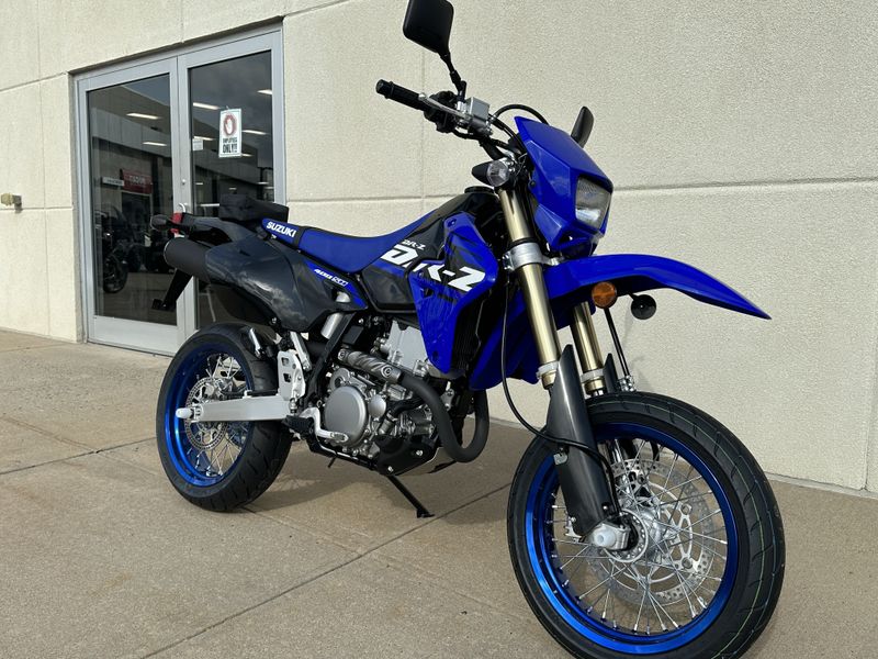 2024 Suzuki DRZ 400SM in a BLUE exterior color. Cross Country Powersports 732-491-2900 crosscountrypowersports.com 