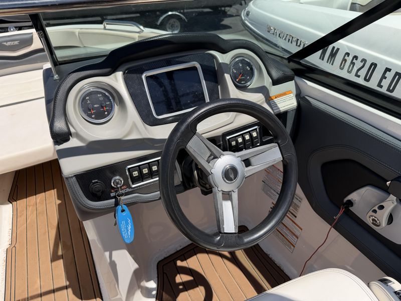USED 2019 CHAPARRAL 203 VORTEX VRX Image 11