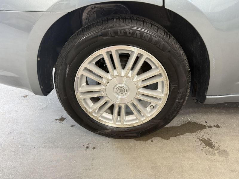 Used 2008 Chrysler Sebring TouringImage 7