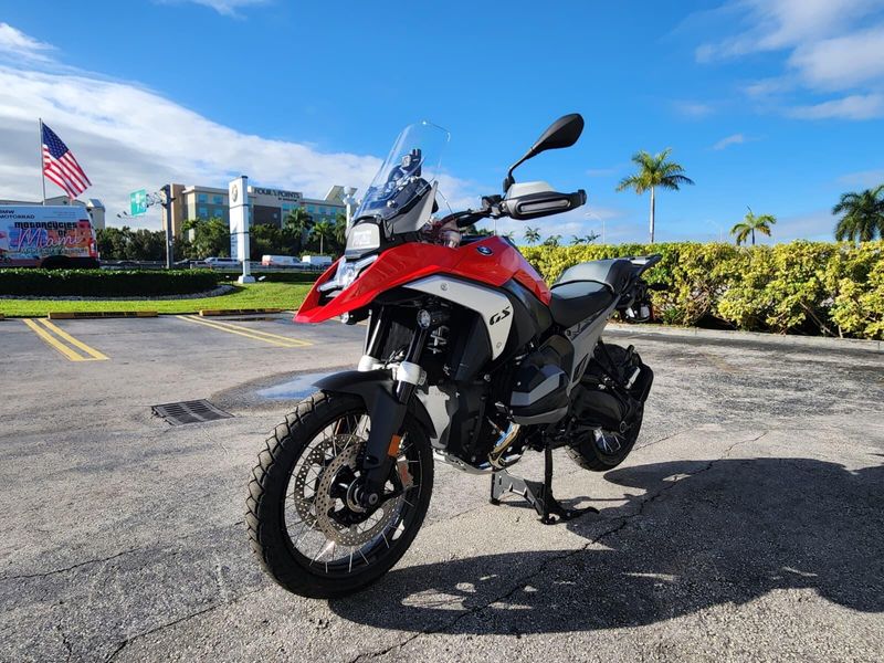 2026 BMW R 1300 GSImage 3