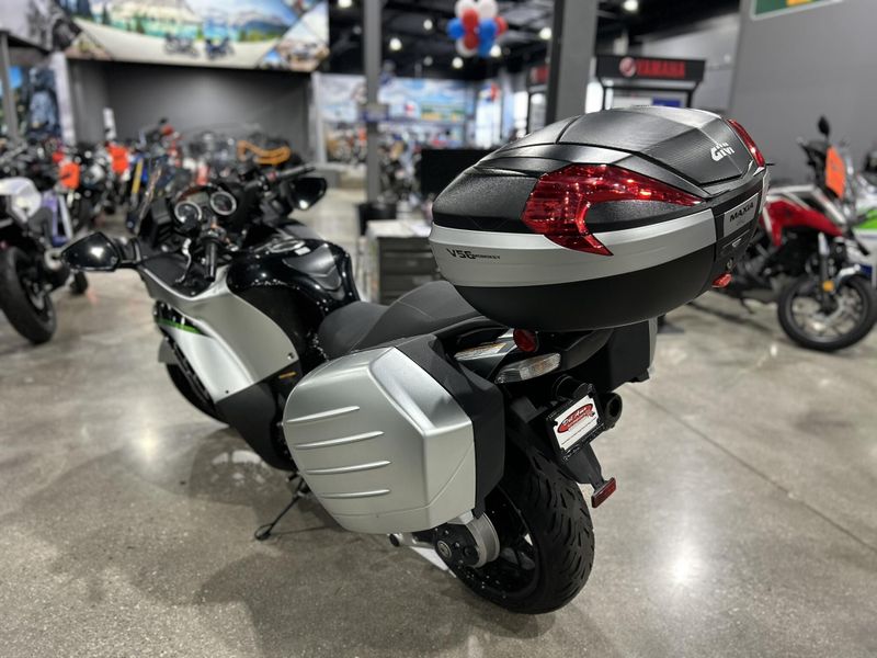 Used 2020 Kawasaki CONCOURS 14 ABS Image 15
