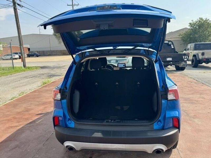Used 2020 Ford Escape SEImage 8