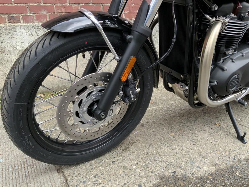 2025 Triumph BONNEVILLE T100 ICON