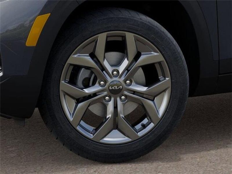 New 2026 Kia Seltos LXImage 9