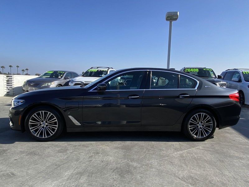 2018 BMW 5 Series 530e iPerformanceImage 7