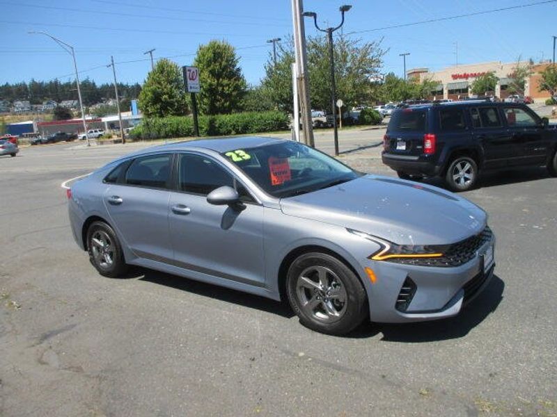 2023 Kia K5 LXSImage 5