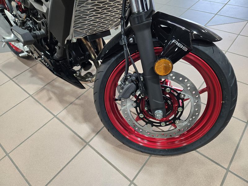 NEW 2026 KAWASAKI Z500 SE ABS Image 18