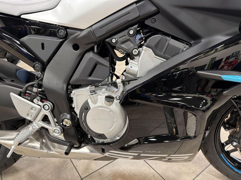 New 2026 CFMOTO 675SS Image 20