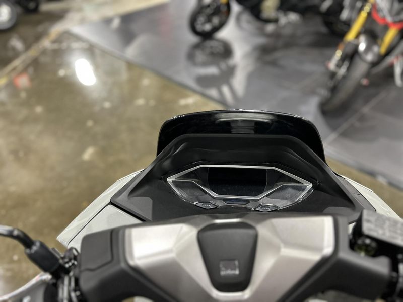 New 2025 Honda PCX ABS Image 16