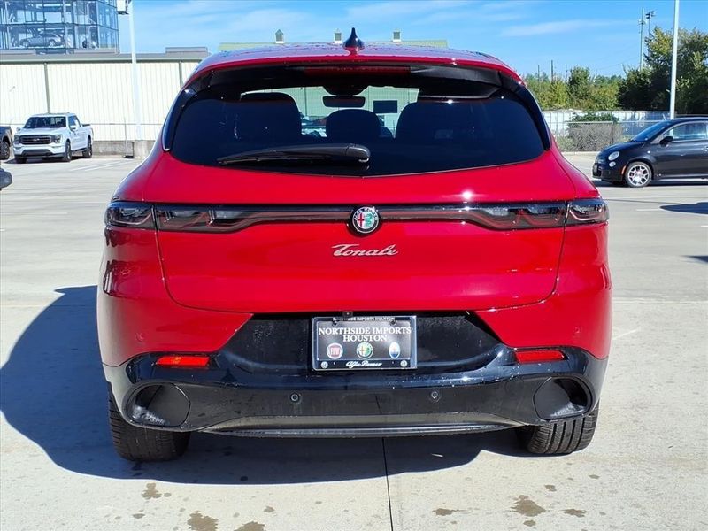 New 2025 Alfa Romeo Tonale Intensa AwdImage 8