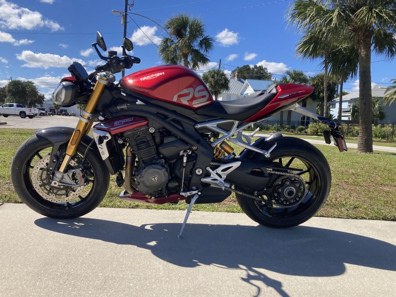 2024 Triumph Speed Triple 1200 RS 