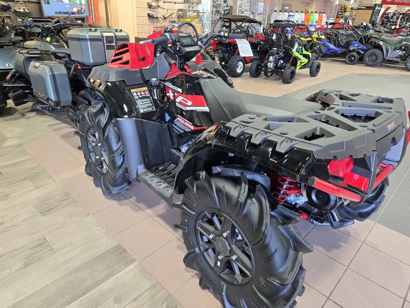 2025 Polaris SPORTSMAN XP 1000 MUD EDITION ONYX BLACK AND PERFORMANCE RED ACCENTS Image 9