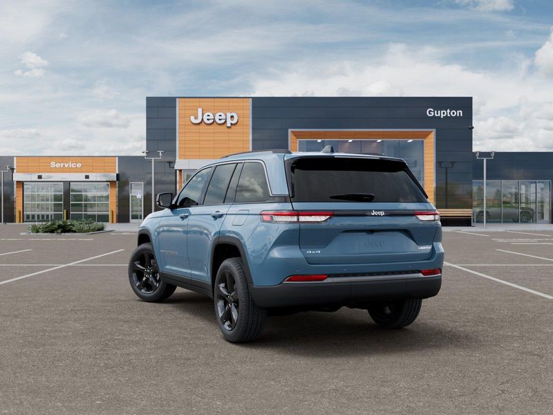 New 2026 Jeep Grand Cherokee Limited 4x4Image 23