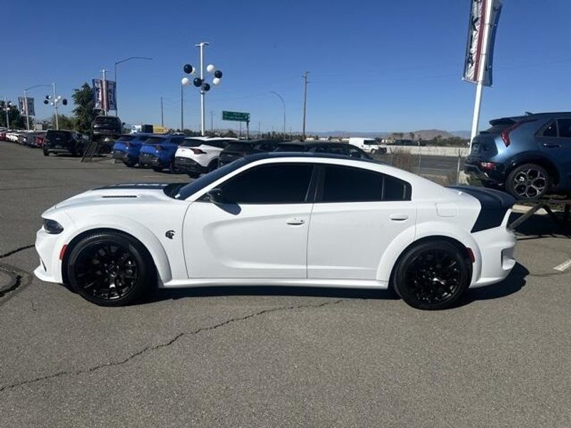 Used 2023 Dodge Charger SRT Hellcat WidebodyImage 2