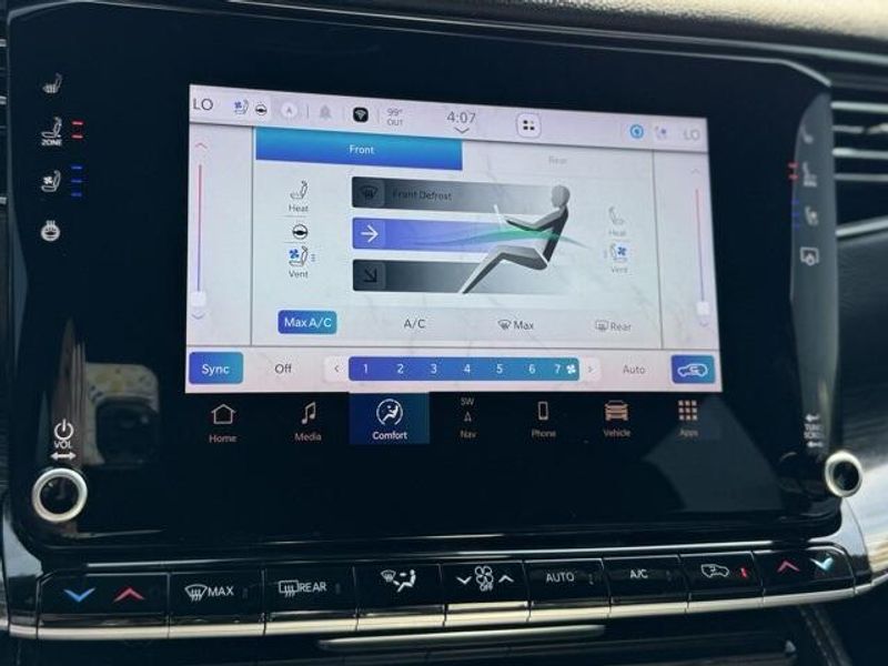 2022 Jeep Wagoneer Series IIIImage 20