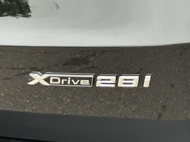 2025 BMW X1 xDrive28iImage 14