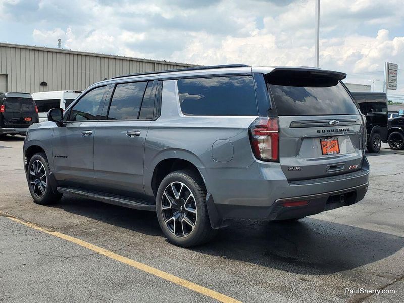 2021 Chevrolet Suburban RSTImage 15