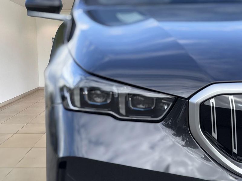 2025 BMW i5 eDrive40Image 12