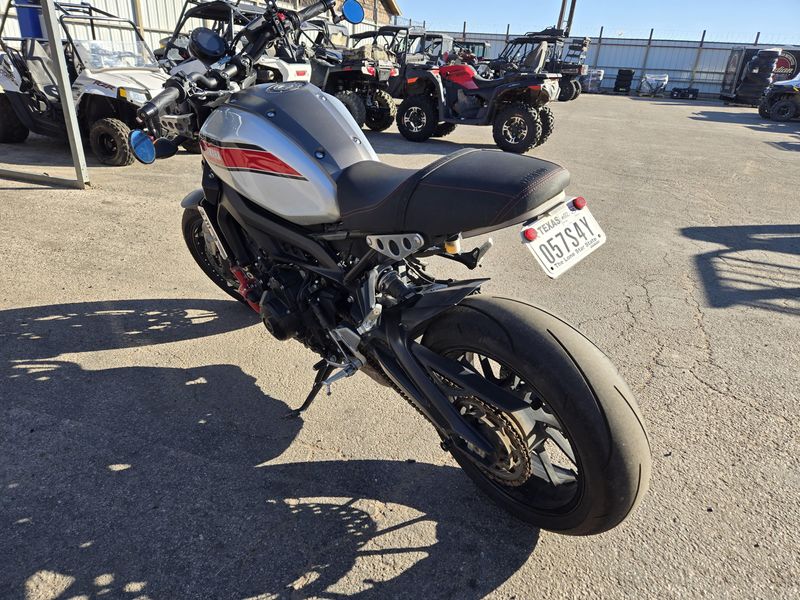 USED 2019 YAMAHA XSR 900 Image 6