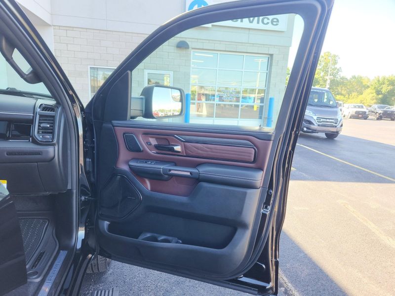 New 2027 RAM 1500 Limited Crew Cab 4x4 5'7' Box