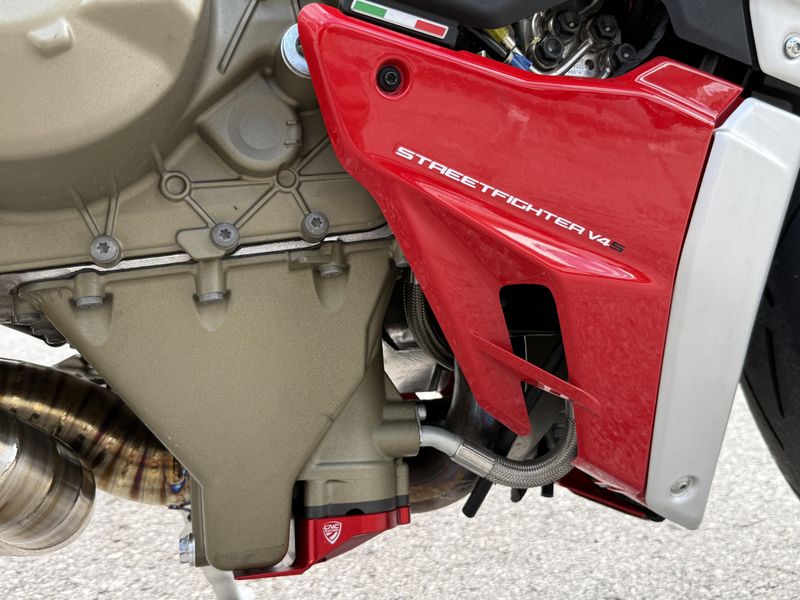 2022 Ducati Streetfighter V4 S