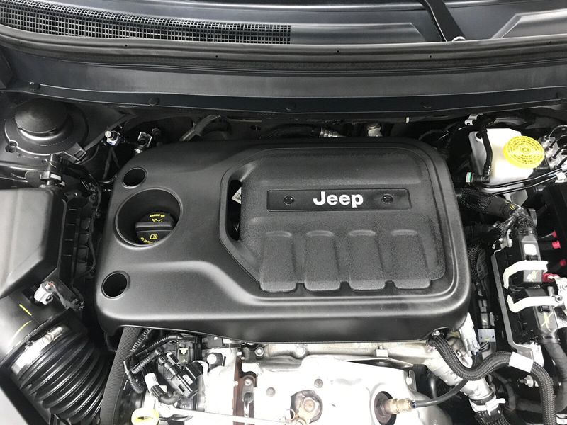 2019 Jeep Cherokee LimitedImage 19